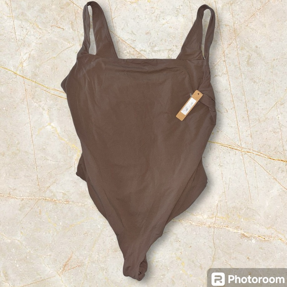 NWT SKIMS Fits Everybody Umber Tank Bodysuit XL